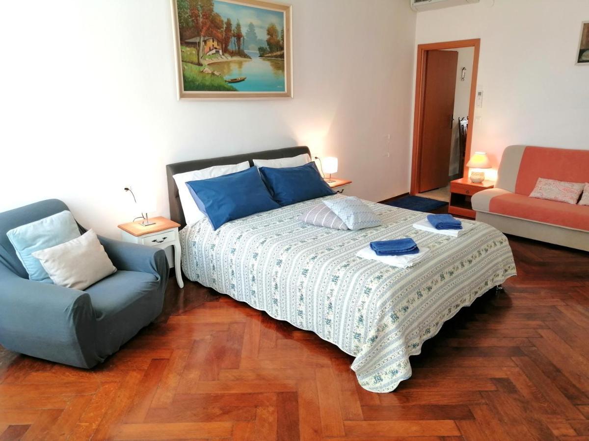 Guest House Barocco Rovinj Exterior foto